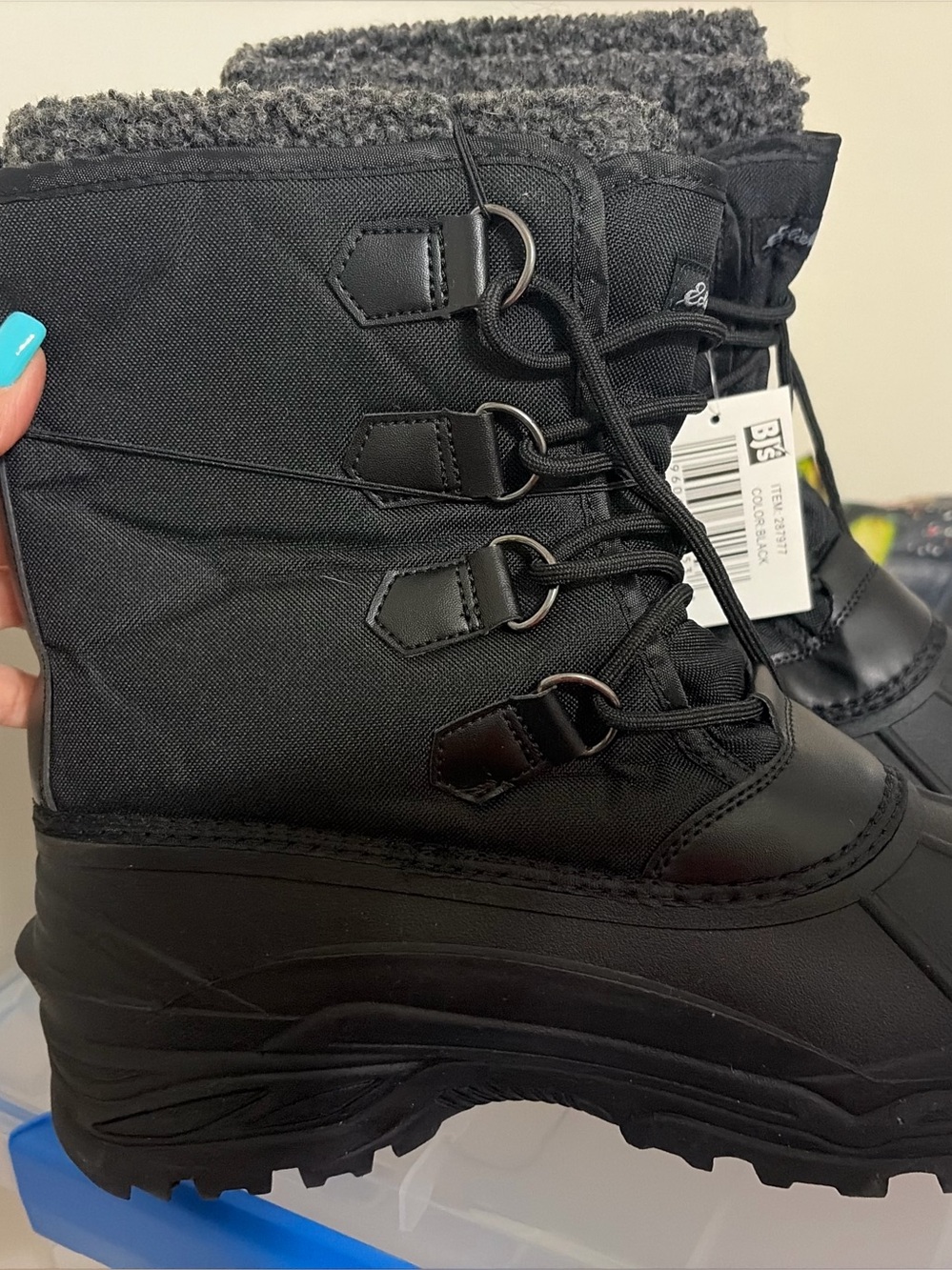 Black Insulated Winter Snow Boots